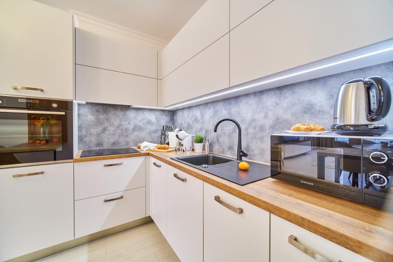 Premium Center Apartment In Grand Karavel Warna Exterior foto